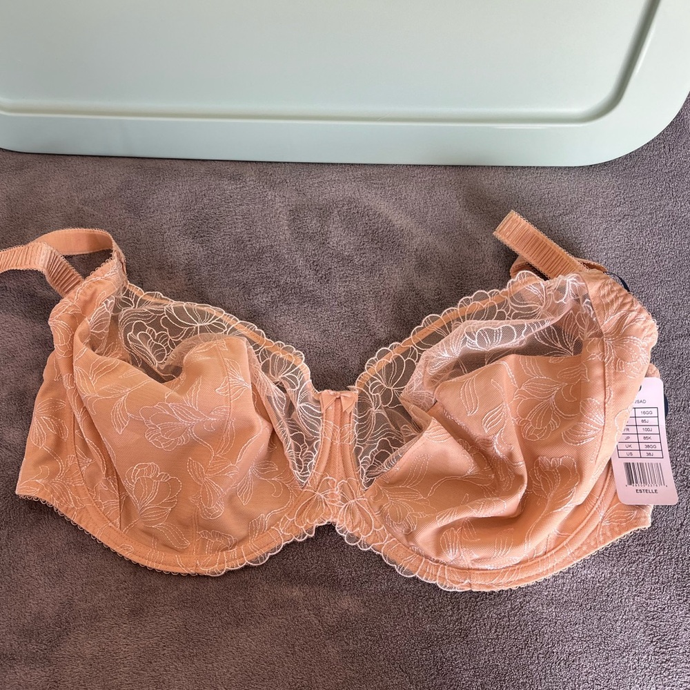 Estelle unlined US 38J bra
